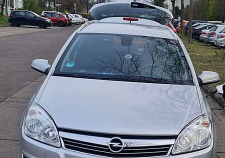 Opel Astra 1.8 Caravan Automatik Innovation