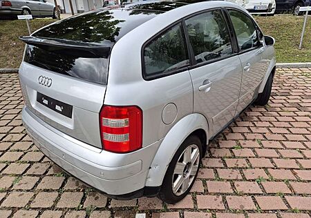 Audi A2 1.6 l KLIMA PANORAMADACH 81KW