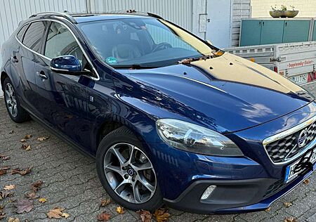 Volvo V90 Cross Country V40 Cross Country V40 Cross Country D3 Ocean Race