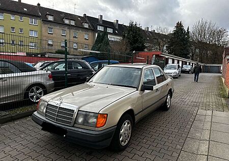 Mercedes-Benz 250 TÜV NEU*H ZULASSUNG*AHK