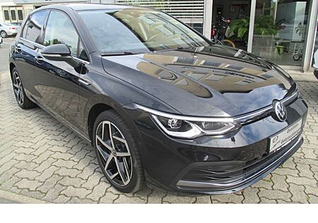 VW Golf Volkswagen Style eTSI DSG Pano/ Matrix/ HeadUp/ Standh/ etc.