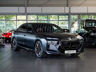 BMW 740 d M Sport Pano TV AHK Massage B&W