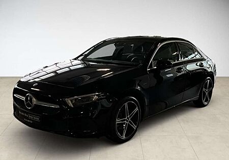 Mercedes-Benz A 250 e Progressive Pano ACC PDC SHZ LED SpurH