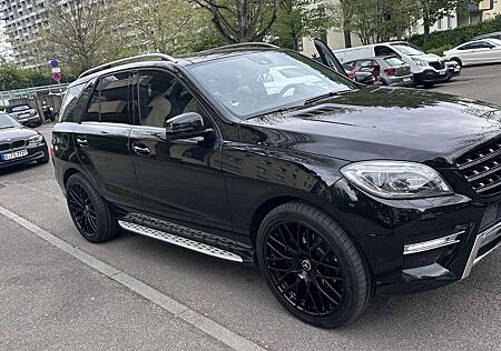 Mercedes-Benz ML 350 BlueTEC 4MATIC 7G-TRONIC