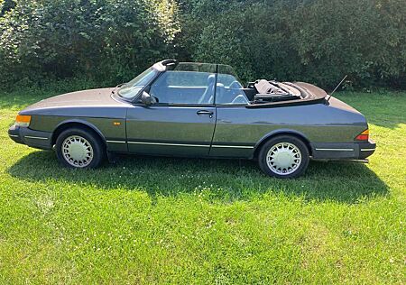 Saab 900 i 16 Cabrio