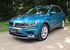 VW Tiguan Volkswagen Highline 2,0 TDT DSG/S-HEFT/AHK/LED