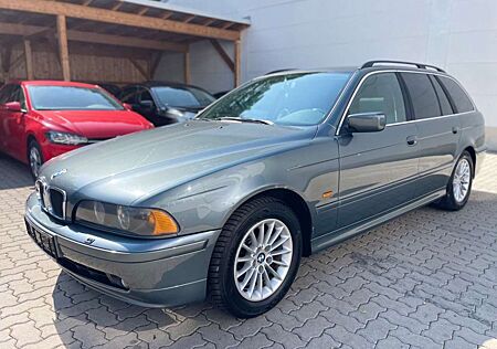 BMW 525 i A touring E39 Facelift /XENON/NAVI/GSD/BT-A
