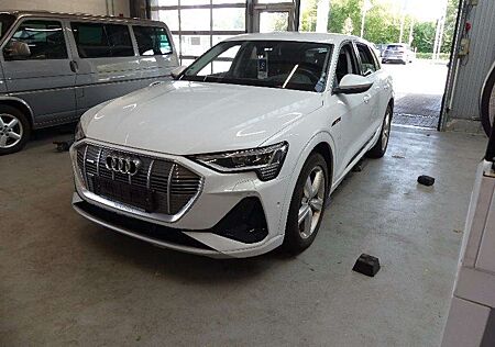 Audi e-tron 55 Q S LINE/20Z./ACC/SIDE/HuD/NACHT/KAM.