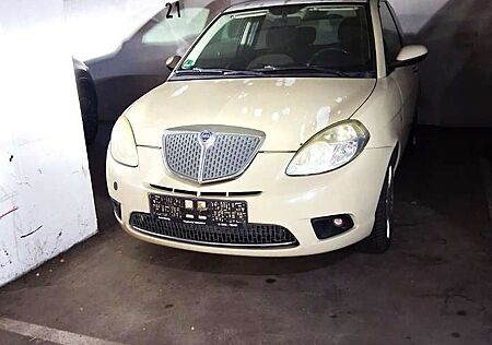 Lancia Ypsilon Y+1.2+8v