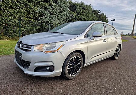 Citroën C4 Citroen VTi 120 Exclusive. Tüv bis 10.26.