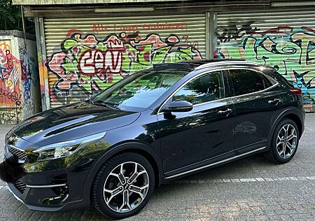 Kia XCeed 1.6 CRDi DCT7 PLATINUM EDITION