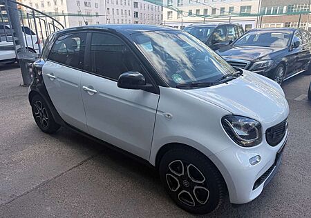 Smart ForFour EQ drive Prime *Aut*Navi*1.Hand
