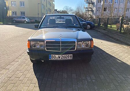 Mercedes-Benz 190 D