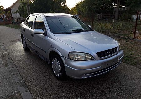 Opel Astra 1.6 Edition 2000