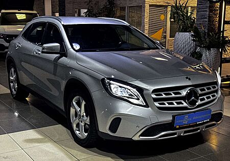 Mercedes-Benz GLA 200 Business Urban*Leder*R.Cam*LED Performance*