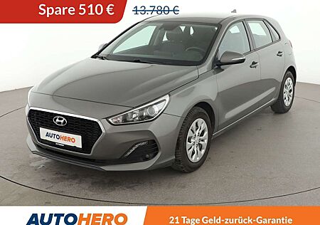 Hyundai i30 1.4 MPI Select*NAVI*TEMPO*CAM*PDC*SHZ*