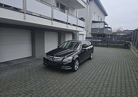 Mercedes-Benz C 180 T CGI BlueEfficiency (204.231)