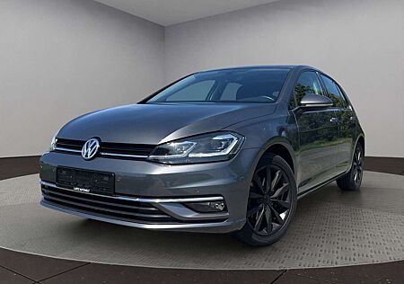 VW Golf Volkswagen 7 Lim. Comfortline,Massage,LED,Heckrollo