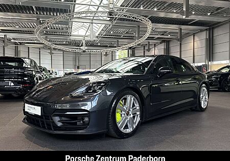 Porsche Panamera 4 E-Hybrid Head-Up Abstandstempomat