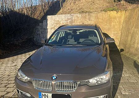 BMW 320d 320 3er Touring Diesel Touring Sport-Aut. Modern Line