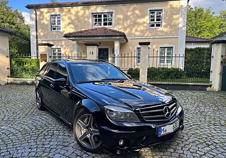 Mercedes-Benz C 63 AMG T 7G-TRONIC