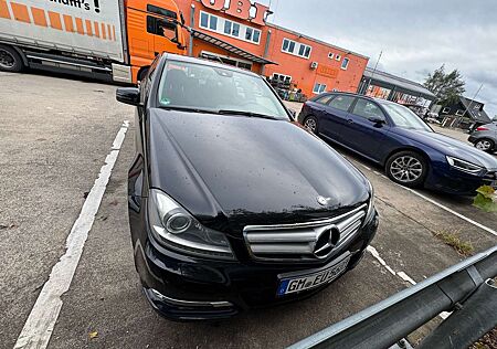 Mercedes-Benz C 220 CDI DPF (BlueEFFICIENCY)