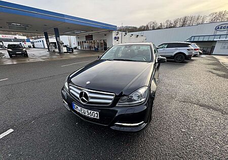 Mercedes-Benz C 220 CDI DPF (BlueEFFICIENCY)