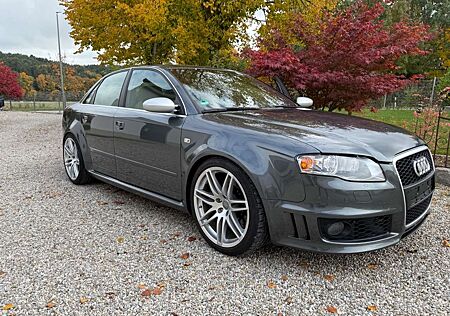 Audi RS4 V8 4,2 Liter