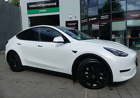 Tesla Model Y Dual AWD Long Range Wärmepumpe/Pano/393KW