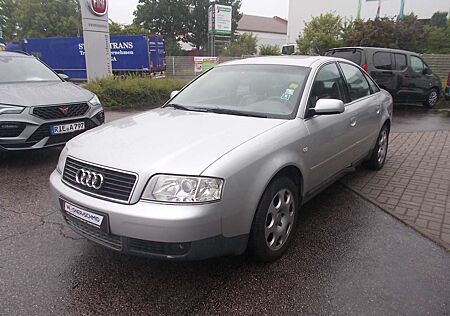 Audi A6 2.4 V6 170 PS + Schiebedach + Klima
