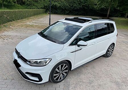 VW Touran Volkswagen 2.0 TDI DSG R-Line AHK Pano Standheizung