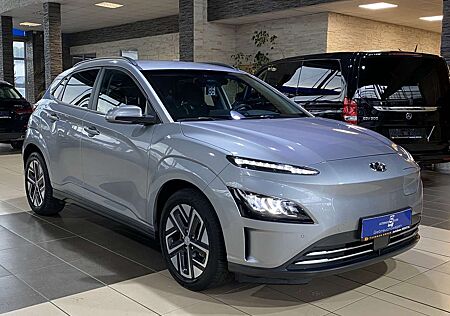Hyundai Kona Trend ACC digCockpit LED Wärmepump SOH100%