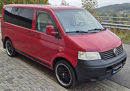 VW T5 Caravelle Volkswagen Caravelle Kurz Comfortline