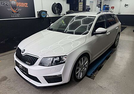 Skoda Octavia Combi RS-DSG-2.Hand-Navi-BiXenon-Top Zus