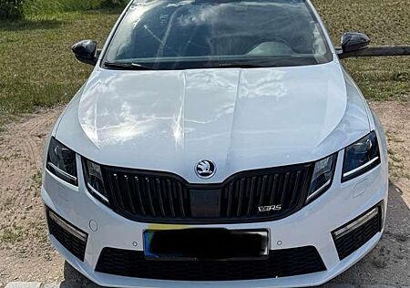 Skoda Octavia Combi 2.0 TSI DSG RS