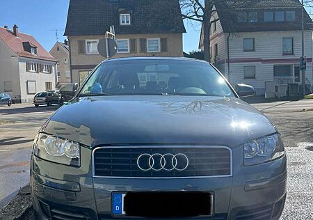 Audi A3 1.6 Attraction
