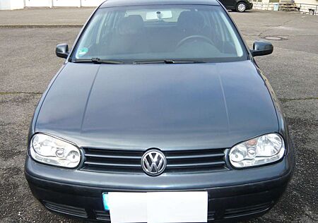 VW Golf Volkswagen 1.6