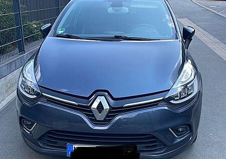 Renault Clio TCe 90 Limited „Keyless“