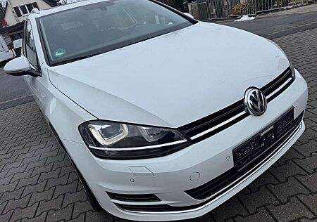 VW Golf Variant Volkswagen Highline BMT