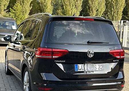 VW Touran Volkswagen 2.0 TDI SCR (BlueMotion Technology) Highline