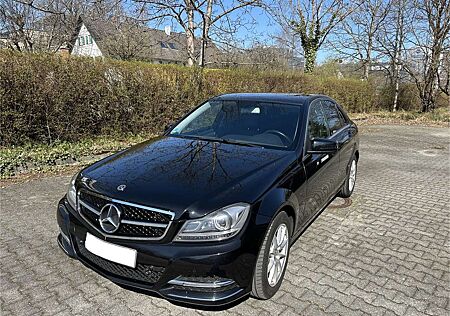 Mercedes-Benz C 200 CGI BlueEfficiency (204.048)