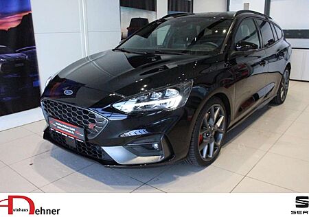 Ford Focus Turnier ST 2.3 EcoBoost R-KAMERA/T-PAKET/W-PAKET