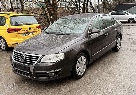 VW Passat Volkswagen 2.0 TDI Highline