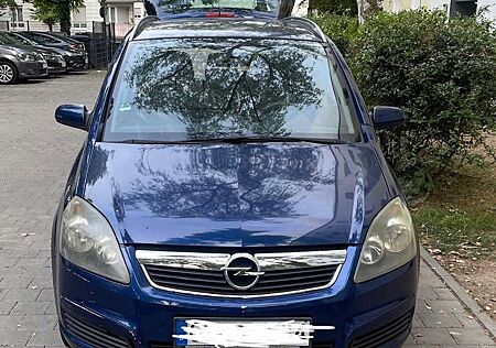 Opel Zafira 2.2