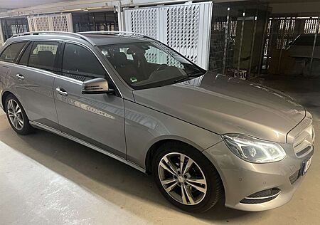 Mercedes-Benz E 350 T BlueTEC 4Matic 7G-TRONIC