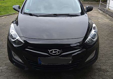 Hyundai i30 1.4 Fifa World Cup Edition