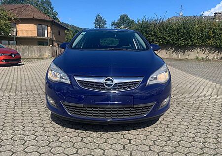 Opel Astra Edition