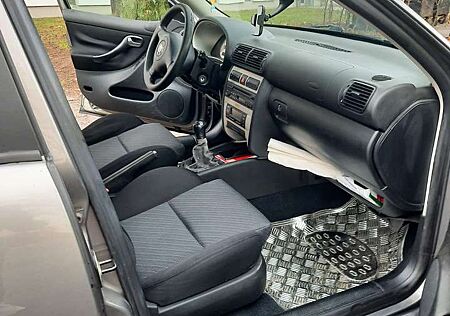 Seat Leon 1.6 Reference