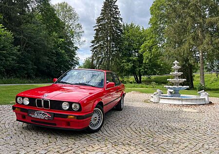 BMW 318 e30 Coupe brilliantrot H-Zulassung Tüv Neu