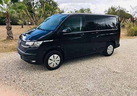 VW T6 Caravelle Volkswagen Caravelle Trendline FWD